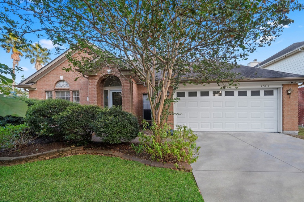 17011 E Copper Lakes Ct, Houston, TX 77095 - photo 1