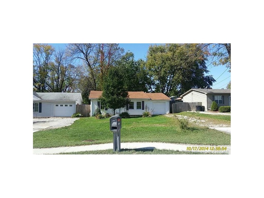 2221 Hamburg Pike, Jeffersonville, IN 47130 - photo 1