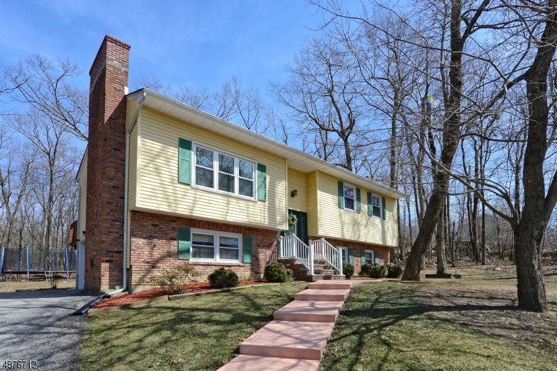 7 Elm Tree Rd, Highland Lakes, NJ 07422 - photo 1