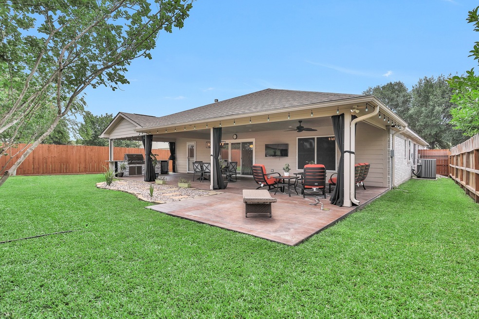 32343 Hunter Park, Conroe, TX 77385 - photo 1