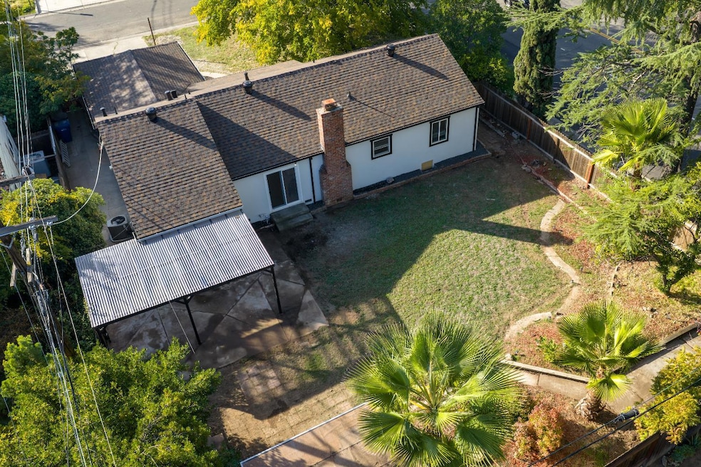 3701 N Edge Dr, Sacramento, CA 95821 - photo 1