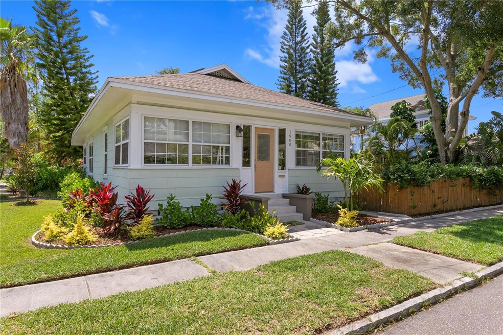 1900 Jackson St N, Saint Petersburg, FL 33704 - photo 1