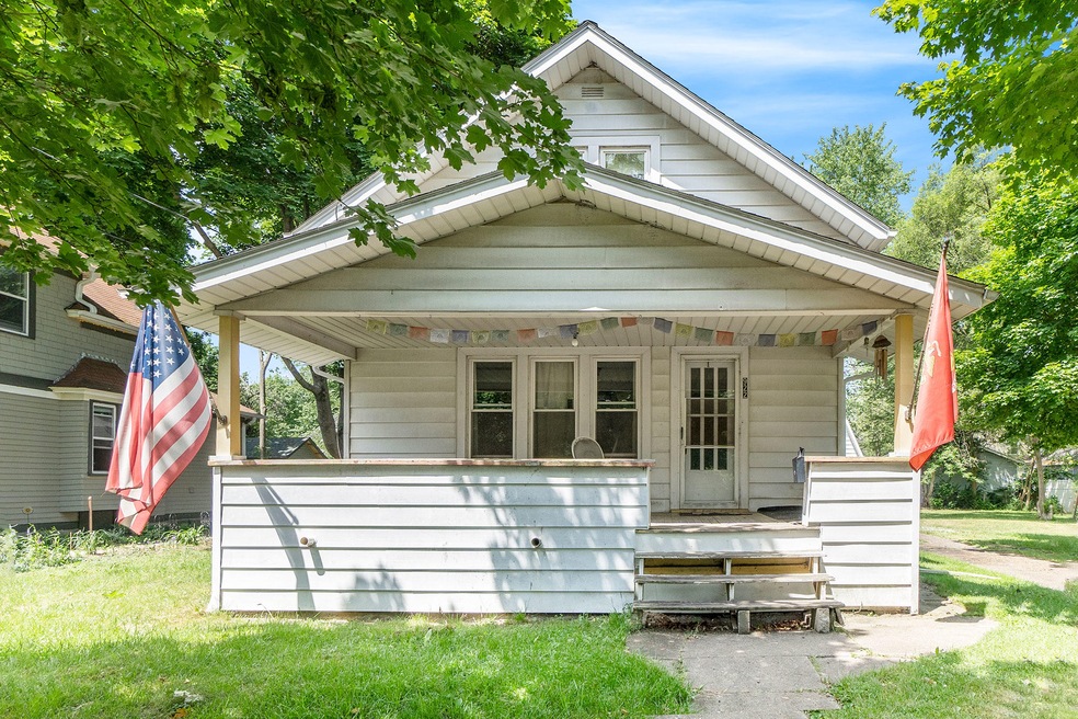 DNG-922-LINTON-ST