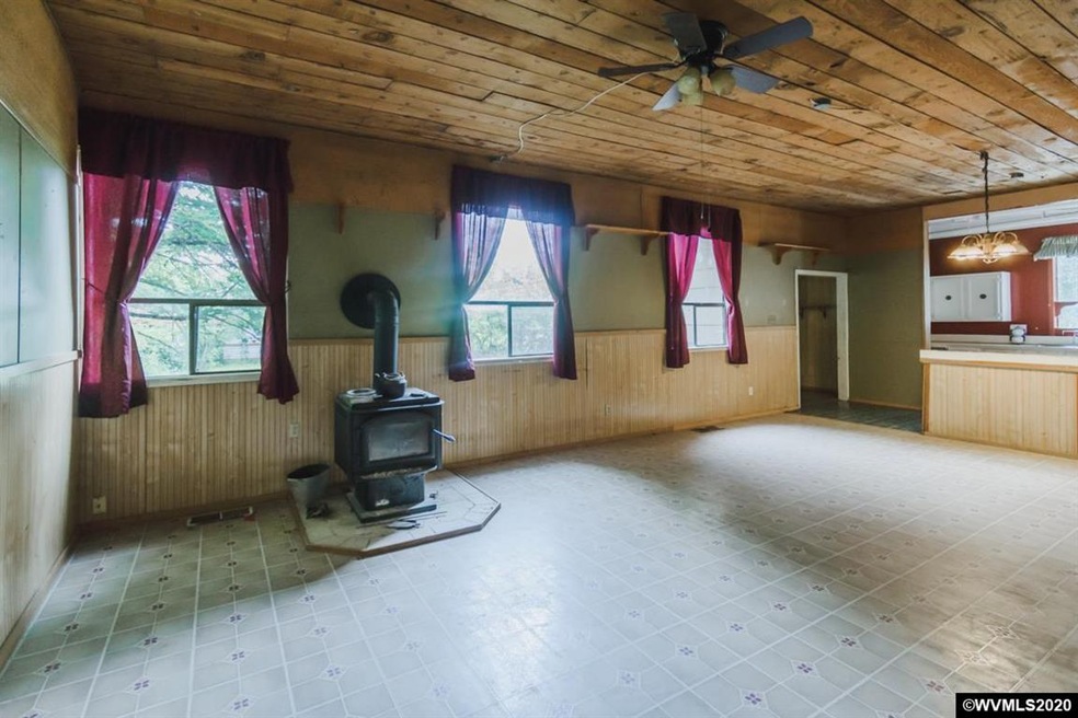 38601 SE 5th Ave, Scio, OR 97374 - photo 1