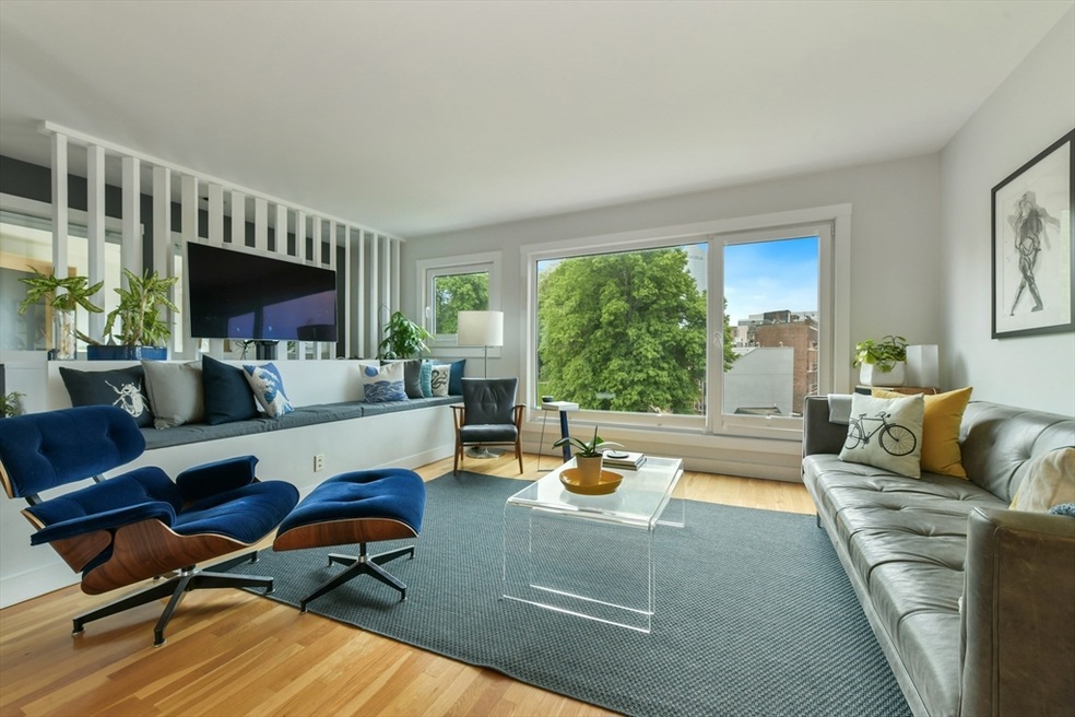 103 Charter St unit 5, Boston, MA 02113 - photo 1