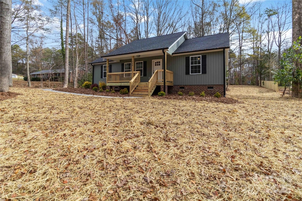 1990 State Road S-46-1290, Clover, SC 29710 - photo 1