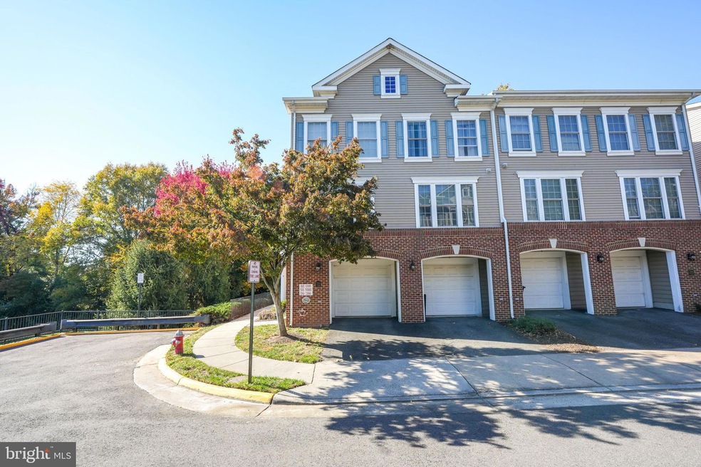 7150 Huntley Creek Place unit 63B, Alexandria, VA 22306 - photo 1