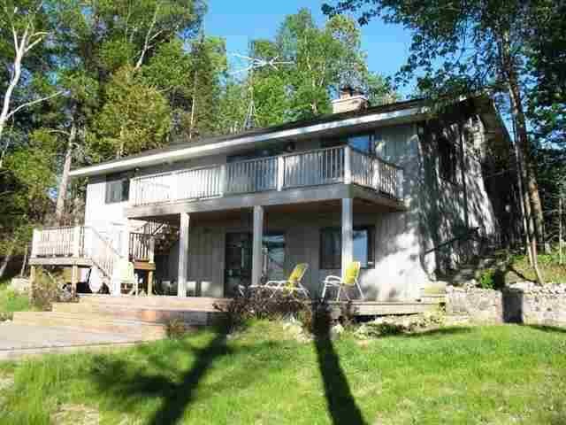 12151 Meanderline Rd, Charlevoix, MI 49720 - photo 1