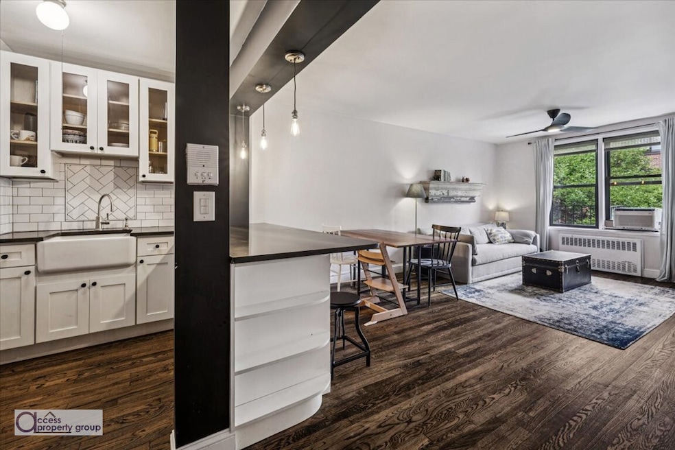 70 Park Terrace E unit 4B, New York, NY 10034 - photo 1