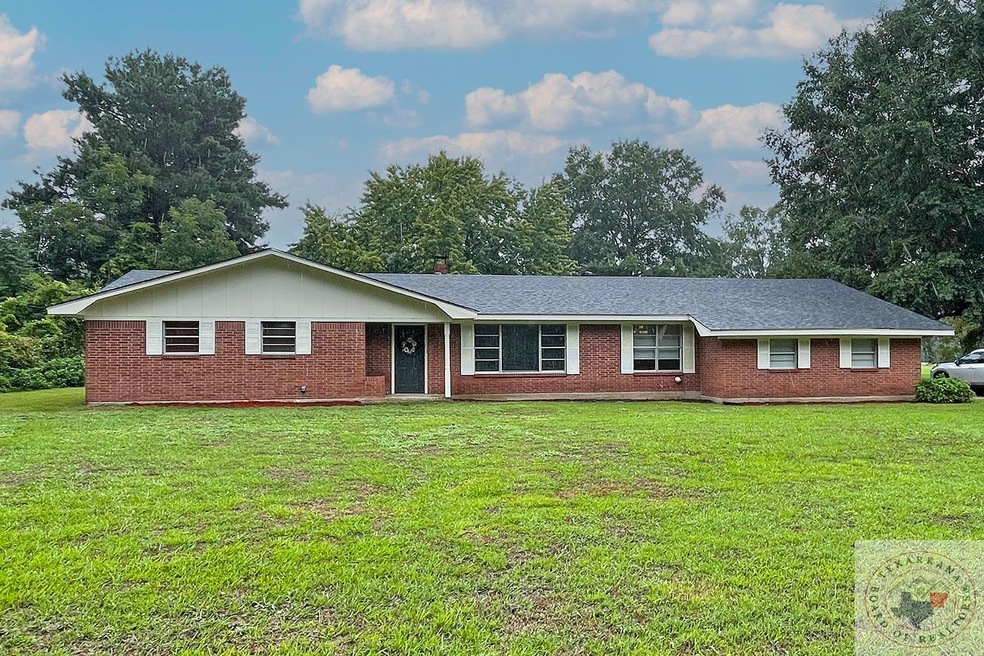 4817 Moores Ln, Texarkana, TX 75503 - photo 1