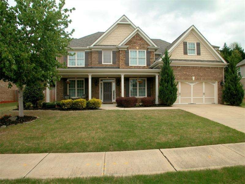 Move in perfect home in Lambert district! All the 