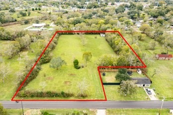 234 E Burnett St, Brazoria, TX 77422 - photo 1