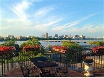 33 Bay State Rd unit 1, Boston, MA 02215 - photo 1