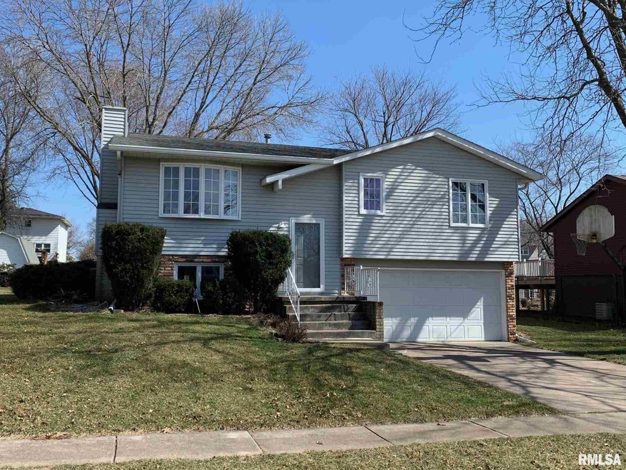 23 Highland Ct, Davenport, IA 52803 - photo 1