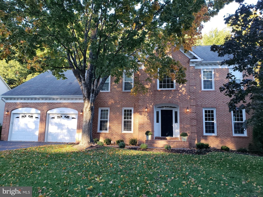 8531 Chase Glen Cir, Fairfax Station, VA 22039 - photo 1