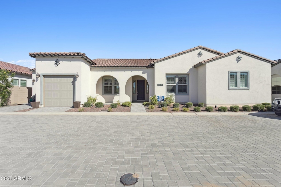 11249 N Blakely St, Surprise, AZ 85388 - photo 1