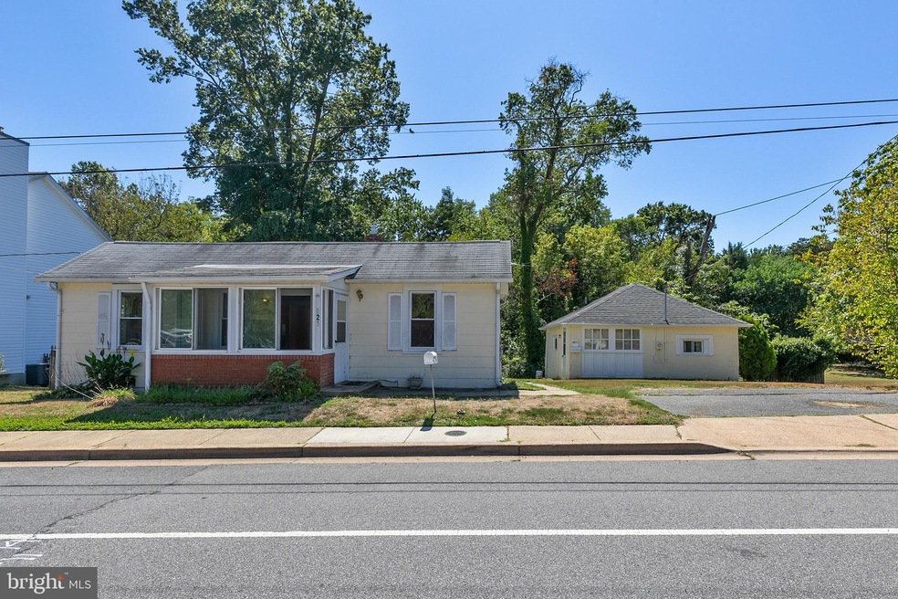 921 Tyler Ave, Annapolis, MD 21403 - photo 1