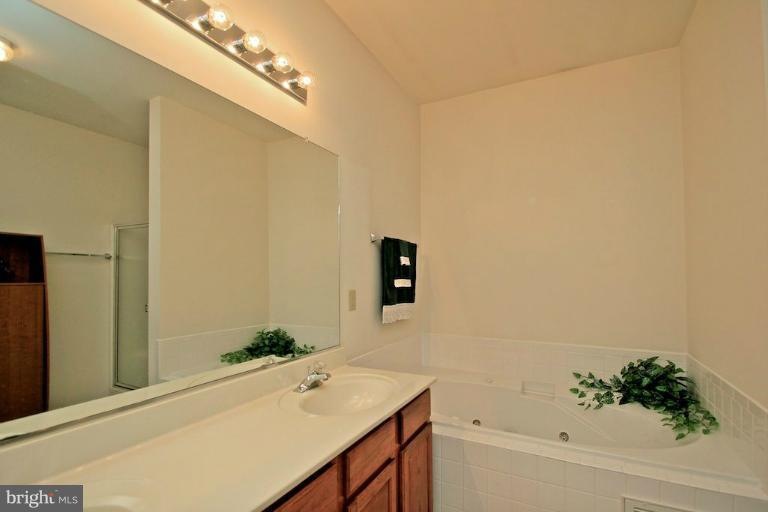 7003 Summit Ln, Fredericksburg, VA 22407 - photo 1