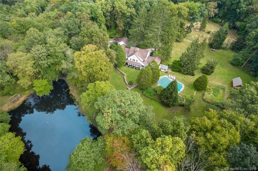 An idyllic retreat close to award-winning schools 