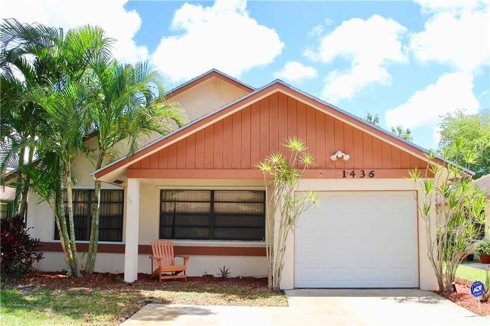 1436 Pines Ln, West Palm Beach, FL 33415 - photo 1