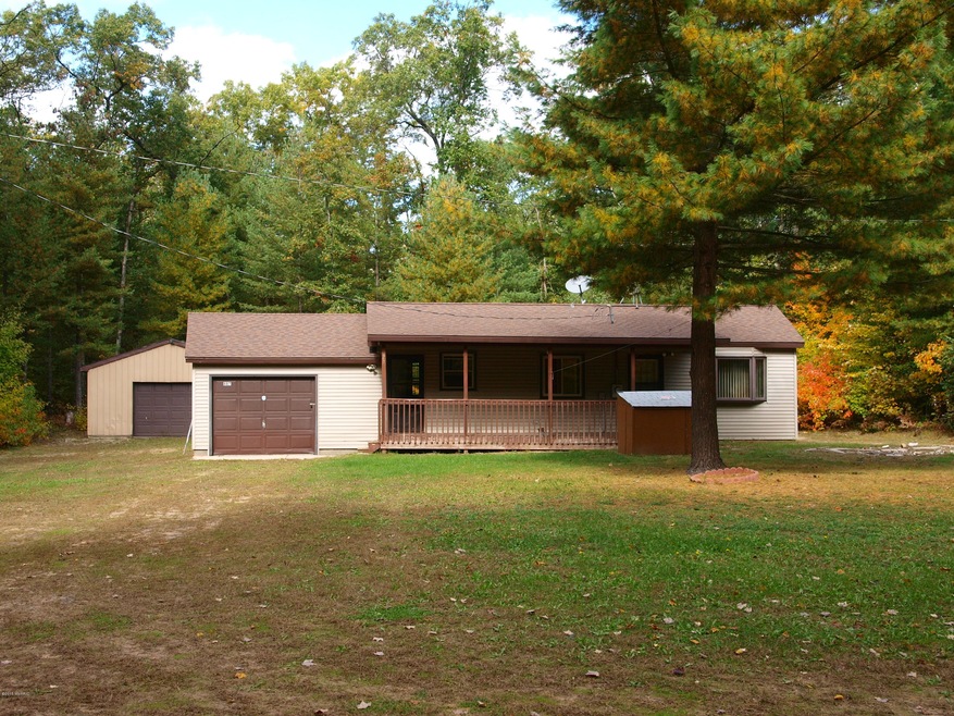 687 Home Acres St, Brohman, MI 49312 - photo 1