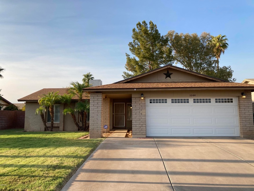 1044 W Portobello Ave, Mesa, AZ 85210 - photo 1