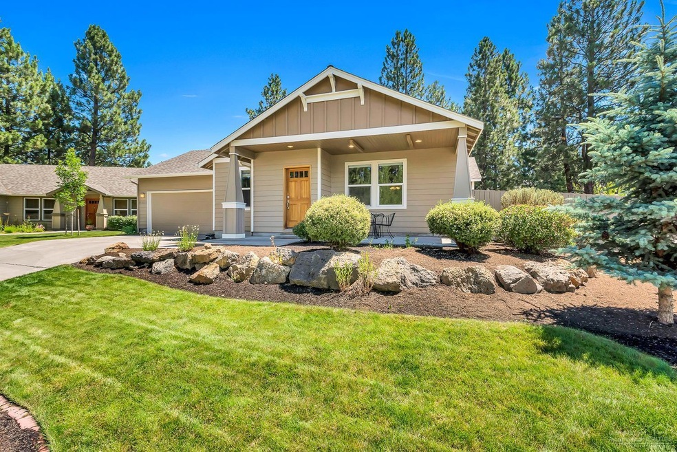 60974 Hammock Ct, Bend, OR 97702 - photo 1