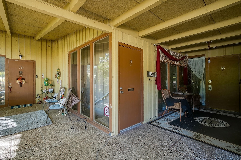 5201 Curzon Ave unit 14, Fort Worth, TX 76107 - photo 1