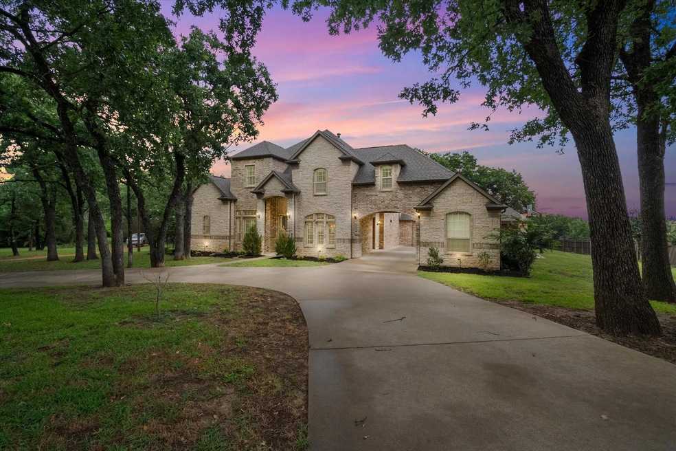 7400 Weatherby Rd, Burleson, TX 76028 - photo 1