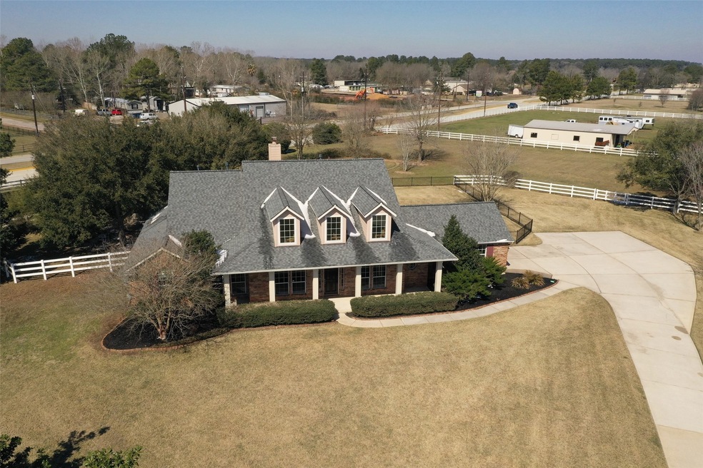 19930 Stone Creek Ct, Tomball, TX 77377 - photo 1