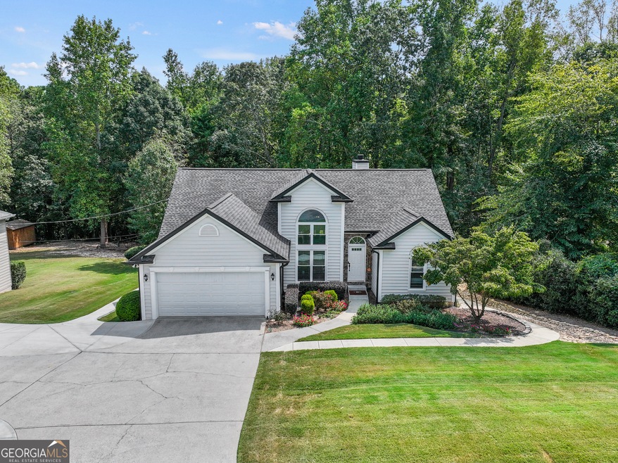 6412 Ivy Springs Dr, Flowery Branch, GA 30542 - photo 1