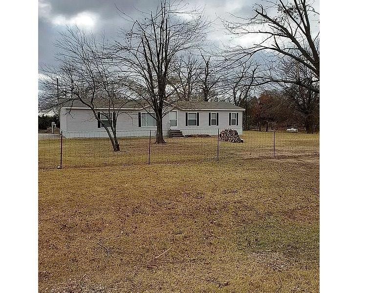 21 Whispering Oaks Dr, McLoud, OK 74851 - photo 1