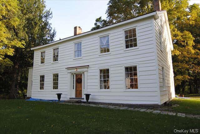 10 Old Post Rd N unit 1, Red Hook, NY 12571 - photo 1