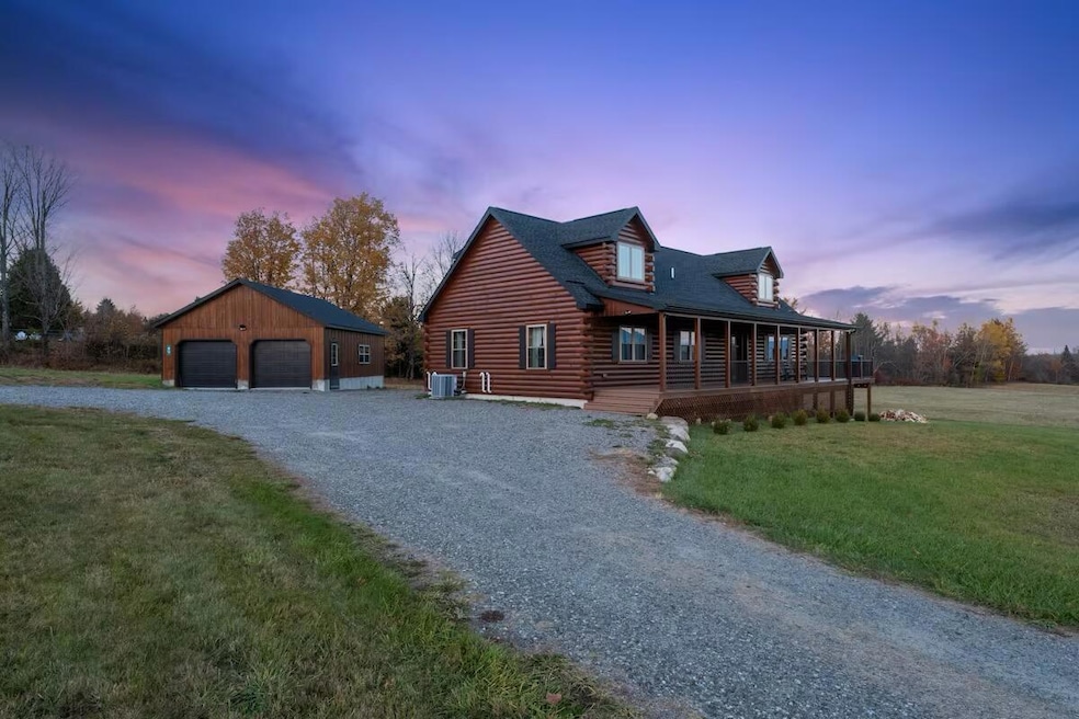 For Sale $1,095,000