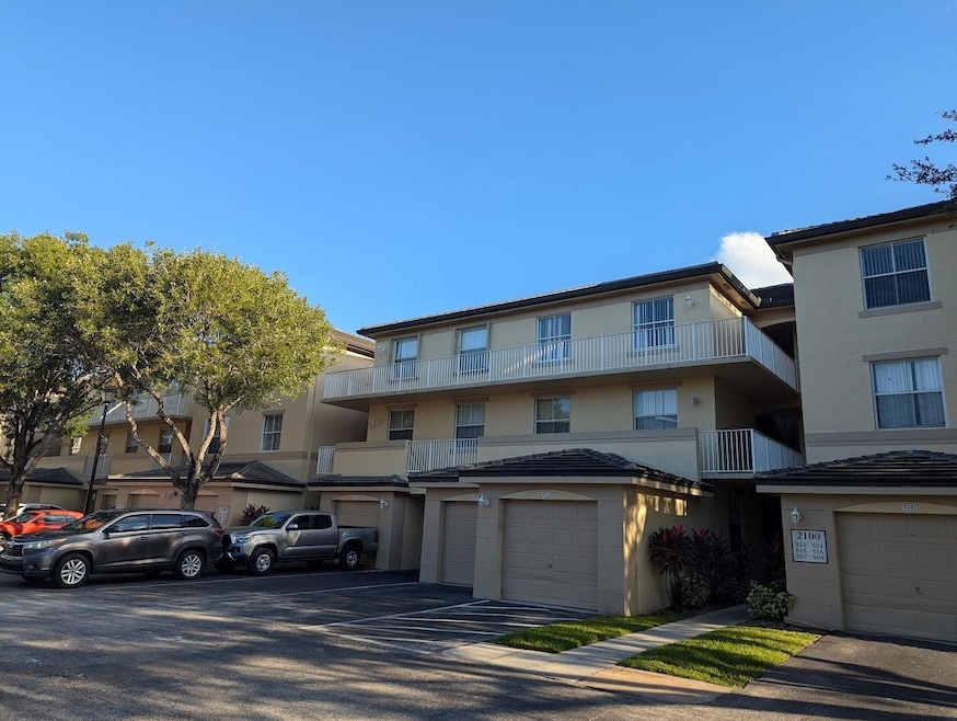 2100 Greenview Shores Blvd unit 510, Wellington, FL 33414 - photo 1