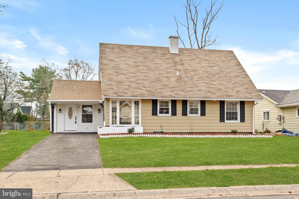 38 Bloomfield Ln, Willingboro, NJ 08046 - photo 1