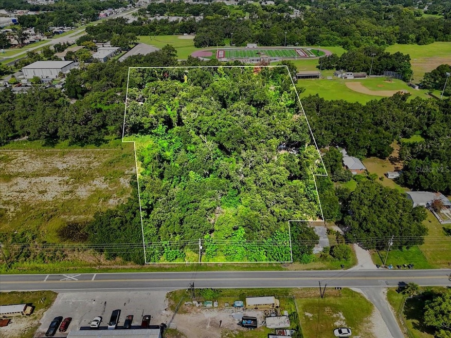 0 Fish Hatchery Rd unit MFRL4954419, Lakeland, FL 33801 - photo 1
