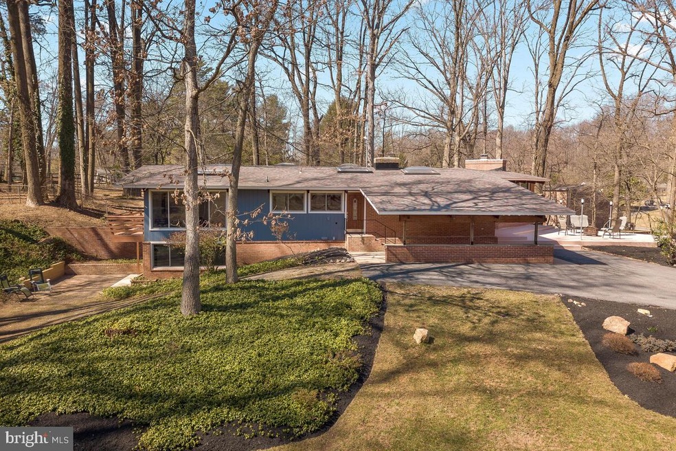 1006 Somerset Ln, Silver Spring, MD 20904 - photo 1