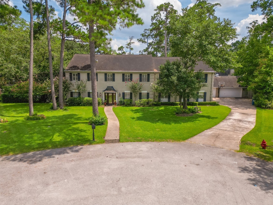 602 Rebecca Pines Ct, Houston, TX 77024 - photo 1