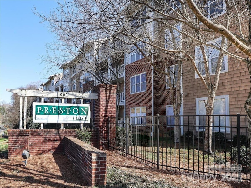 Preston Flats unit 416, Charlotte, NC 28209 - photo 1