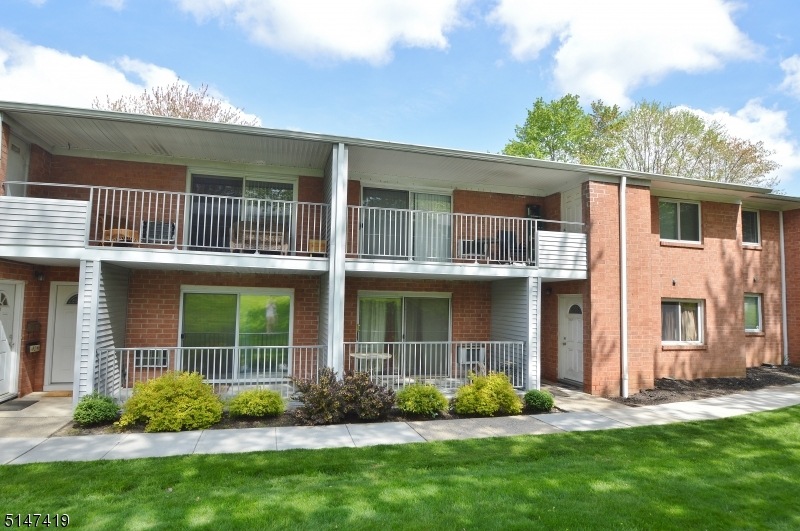 2350 Route 10 unit 28, Parsippany-Troy Hills Twp., NJ 07054 - photo 1