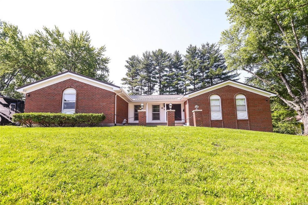 12 Mcfarland Dr, Rolla, MO 65401 - photo 1