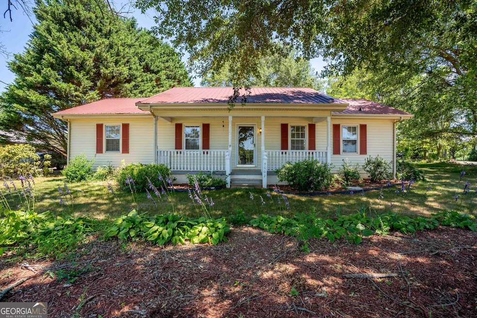 5002 Clarks Bridge Rd, Gainesville, GA 30506 - photo 1