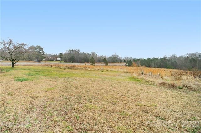 125 Mcgill Rd, Smyrna, SC 29743 - photo 1