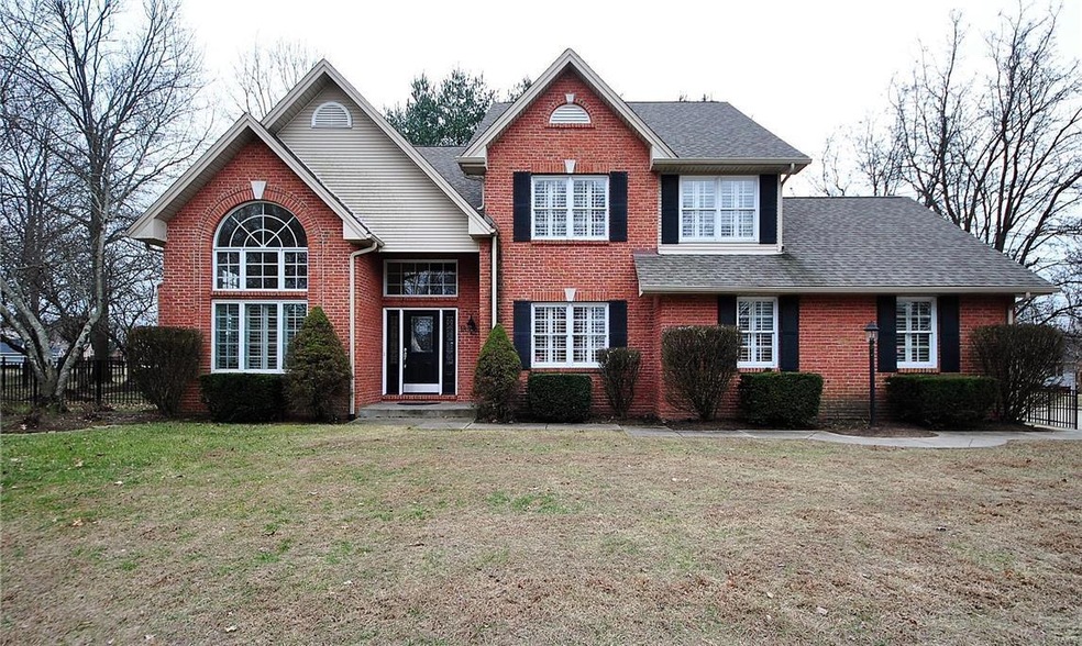 Corner Lot, Fenced, Cul De Sac
