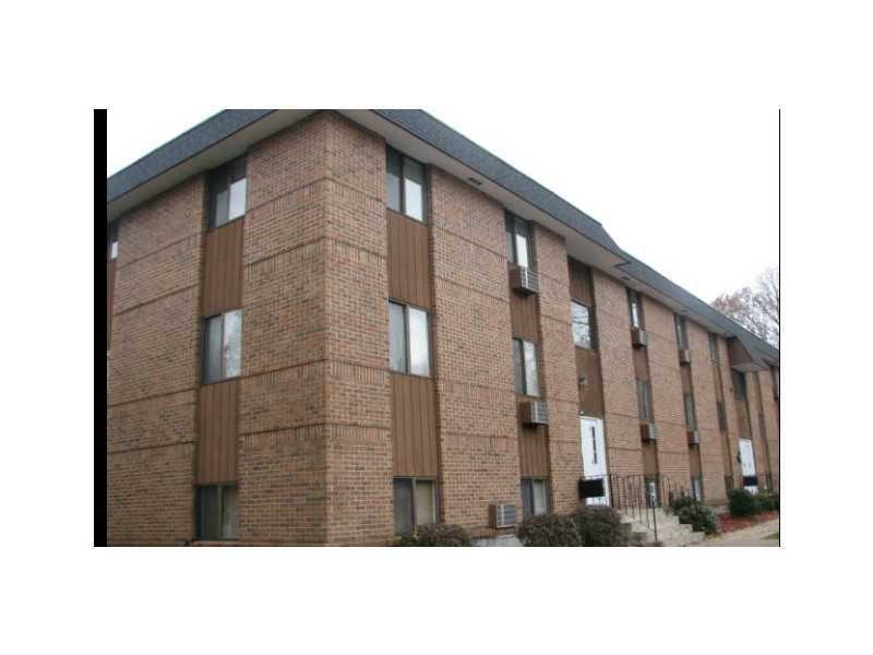 Riverview Condominiums unit 34, Lincoln, RI 02865 - photo 1