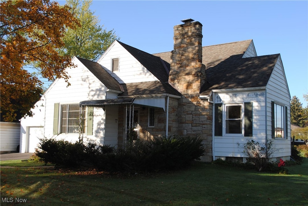 433 N Center St, Lagrange, OH 44050 - photo 1