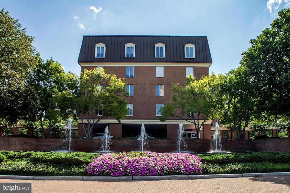 8101 Connecticut Ave unit S703, Chevy Chase, MD 20815 - photo 1