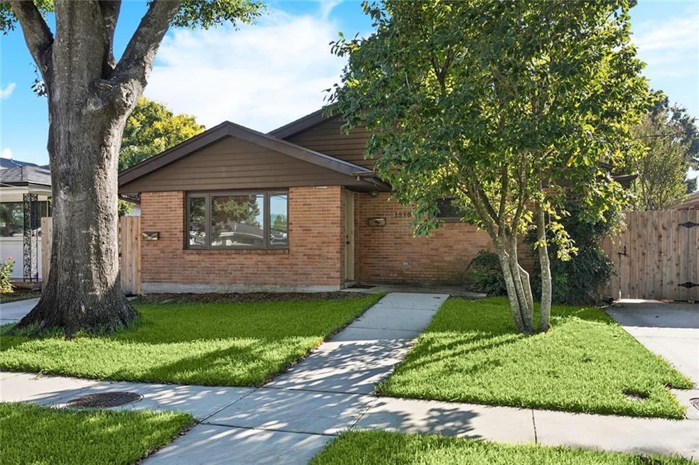 For Rent $1,875/month • Co-Listing Agent