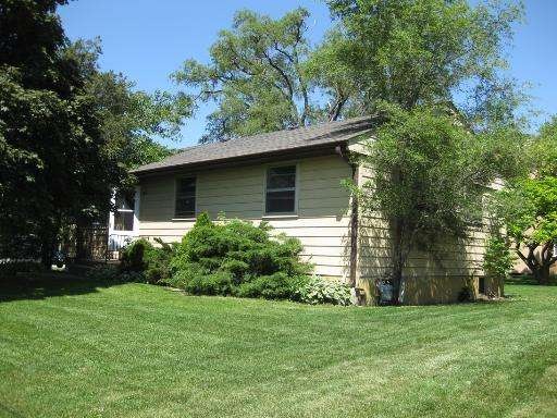 2019 S Wolf Rd, Des Plaines, IL 60018 - photo 1